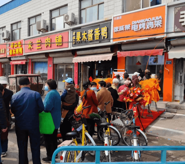 為什么張成榮電烤雞架比其他烤雞架生意好呢？