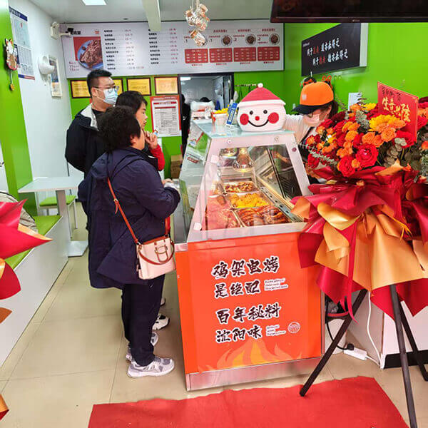 熱辣鮮香登陸威海環秀區！西澇張成榮電烤雞架店盛大開業