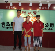 張女士成功簽約加盟電烤雞架加盟連鎖項目